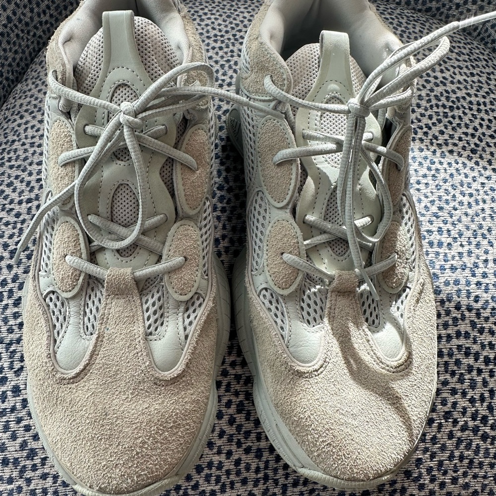 adidas Kids Sneakers in Light Gray